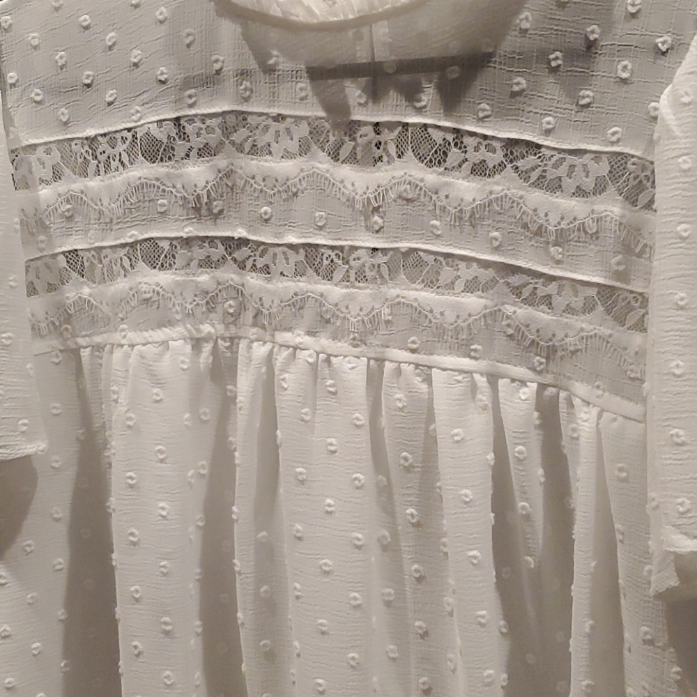 Blouse - Picture 2 of 3